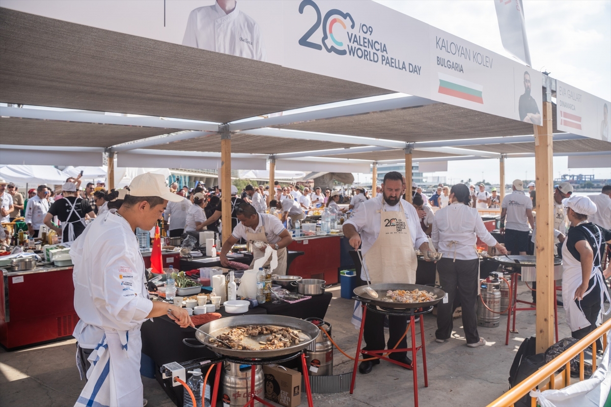 El chef Frederic Gallego, de Francia, gana el World Paella Day 2025