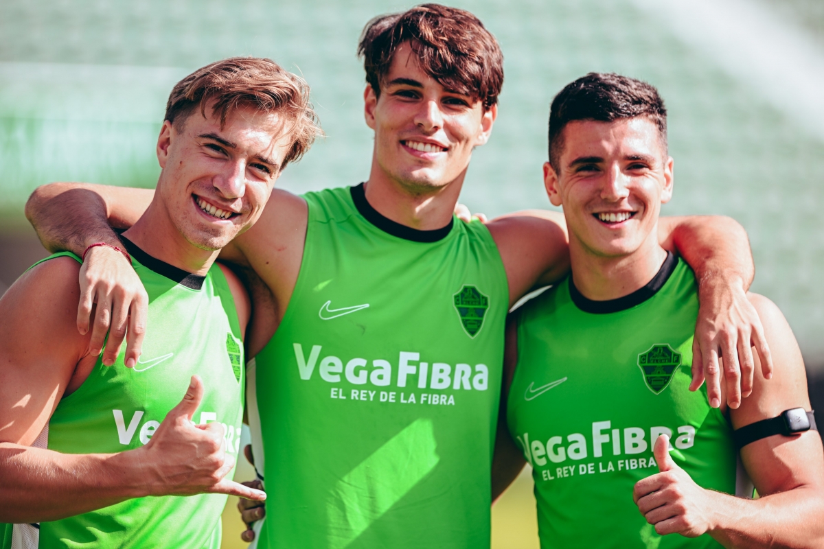 Jugadores del Elche CF durante un entrenamiento esta semana - Foto: PLAZA