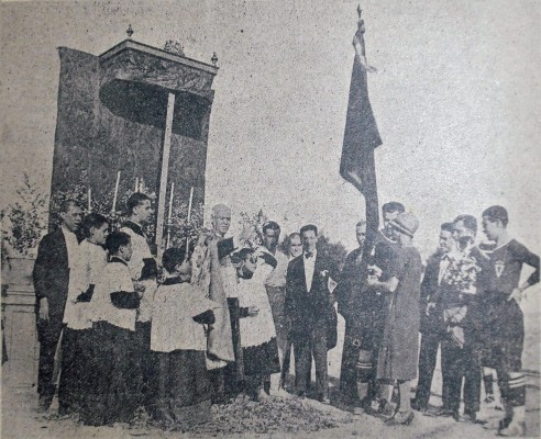 El Murcia conmemora el centenario de la bendición de su primera bandera