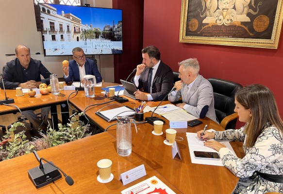 El Consell pedirá al Ministerio nuevos productos para luchar contra la plaga de la granada mollar de Elche