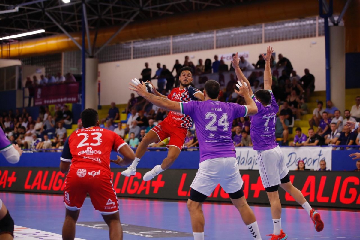 Victoria del Horneo Eón Alicante sobre un rival directo