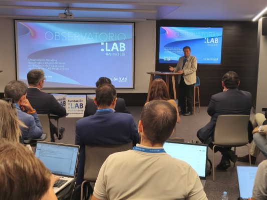 La economía digital genera el 18% del PIB en la Comunitat, lejos de Madrid, Cataluña y País Vasco