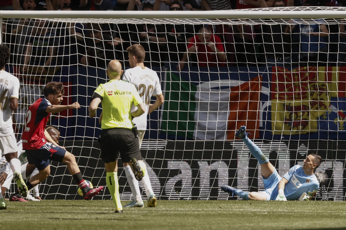 Momento del último CA OSsuna-Elche CF - Foto: PLAZA