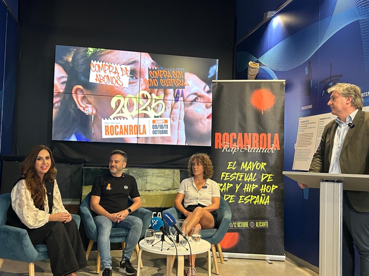 Poquet, Villar, Carrión y Sanz, en la presentación del festival Rocanrola.