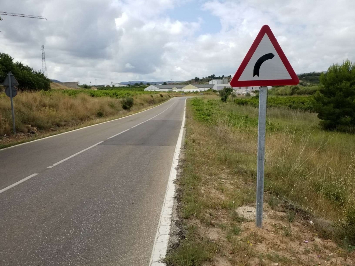 El Gobierno subvenciona con 60 millones la reparación de caminos en la Ribera Alta