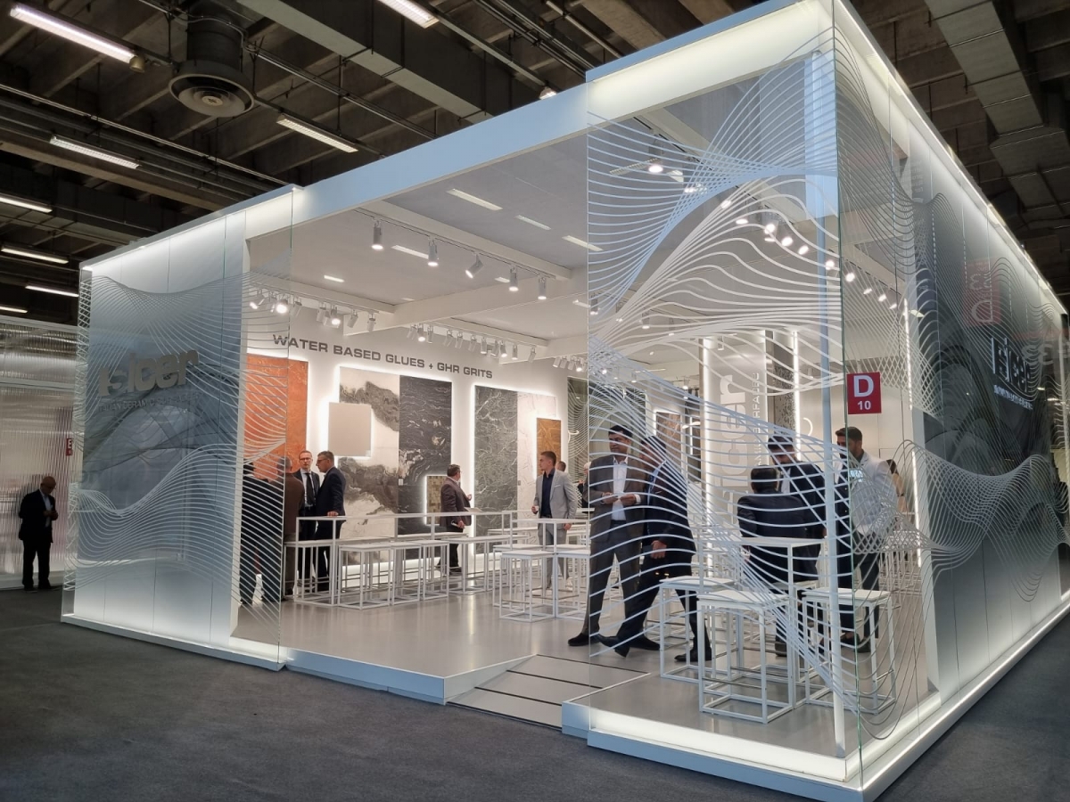 Sicer presenta Back to rock en Cersaie: un producto que prioriza la conexión con la naturaleza y la artesanía