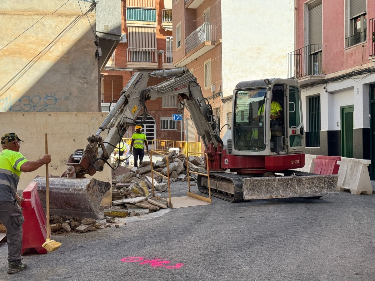 Obras actuales en la zona de San José - - AP