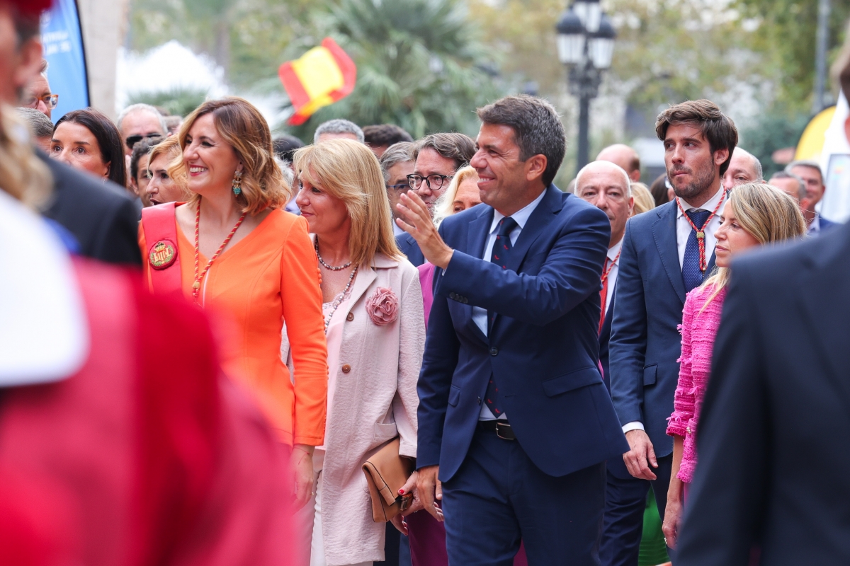 El president de la Generalitat, Carlos Mazón, durante la procesión cívica del 9 de Octubre de 2024.