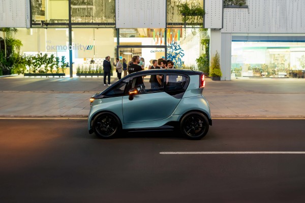  Liux presenta el prototipo final de 'Geko' y firma una compra de 5.000 unidades con OK Mobility