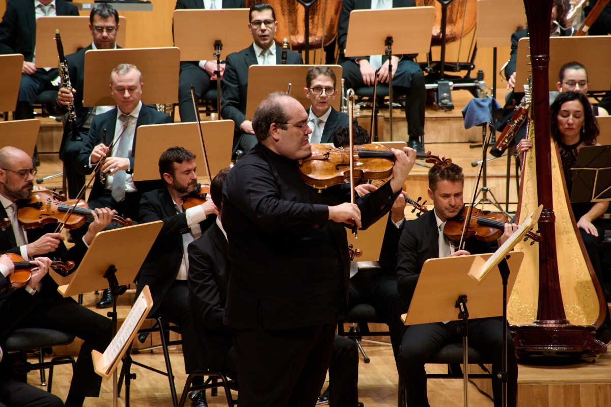 La OSRM abre la temporada con el violista de la Filarmónica de Berlín Joaquín Riquelme y el estreno de la obra 'Sigh' de la murciana Alicia Morote