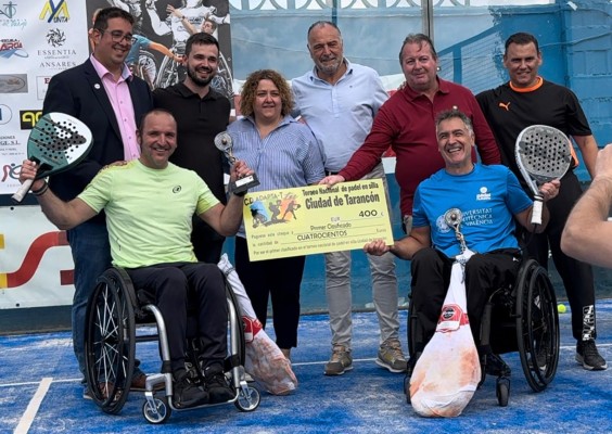 Los jugadores de padel en silla de UPV In copan el podio del primer torneo de la temporada