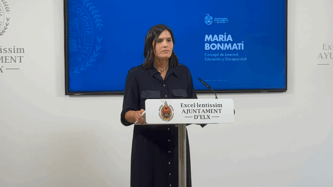 Elche crea una campaña para respetar el uso de plazas de aparcamiento para personas con discapacidad - 