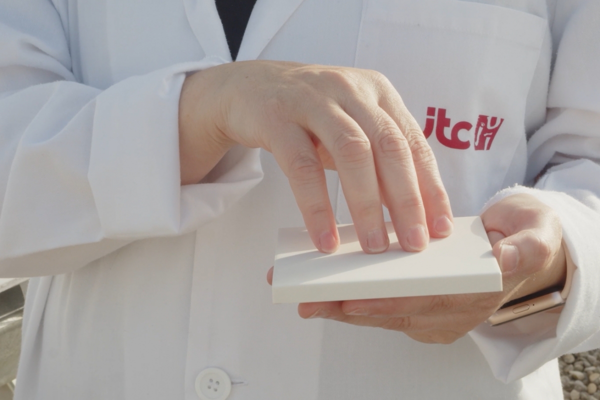 El ITC obtiene con un proyecto superficies cerámicas frías para una edificación más resiliente al clima