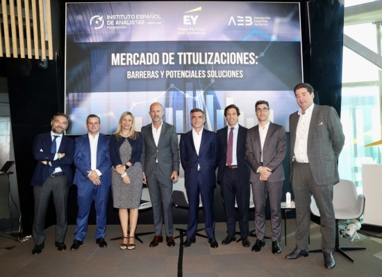El sector financiero pide que se reactive 