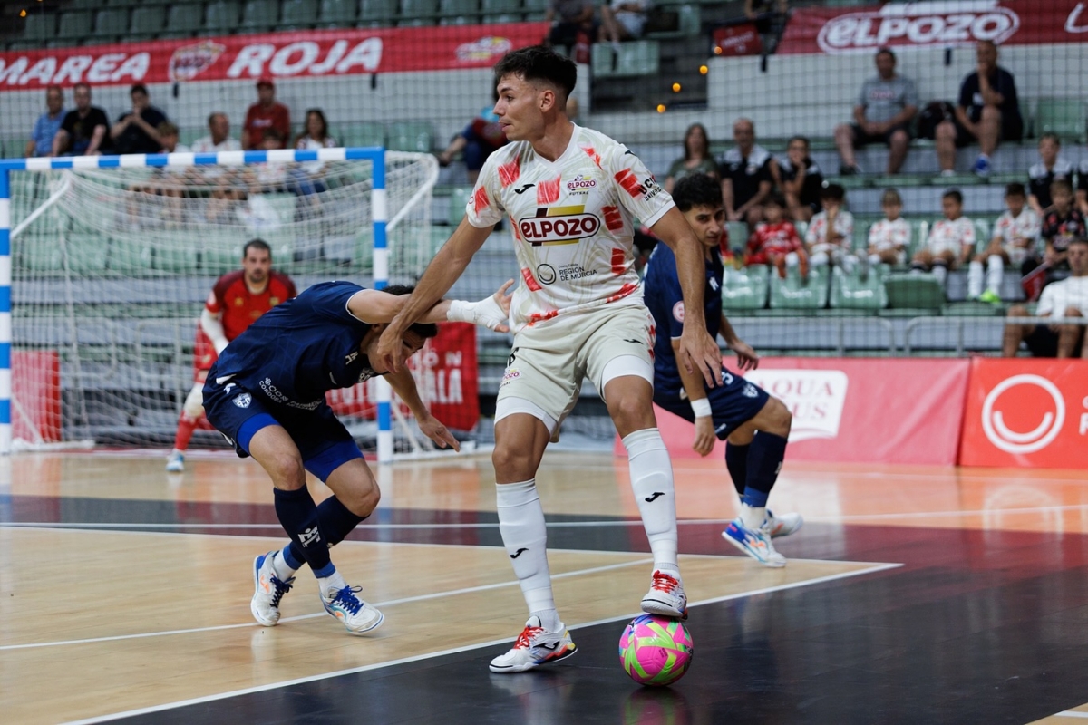 Ricardo Mayor, de ElPozo y debutante con España, 