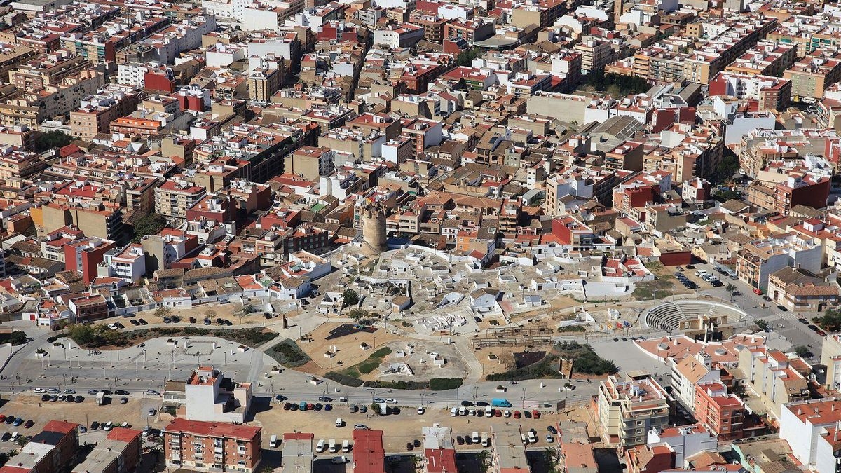 El Ayuntamiento de Paterna inicia la instalación de la primera sirena de avisos a la población en caso de emergencias