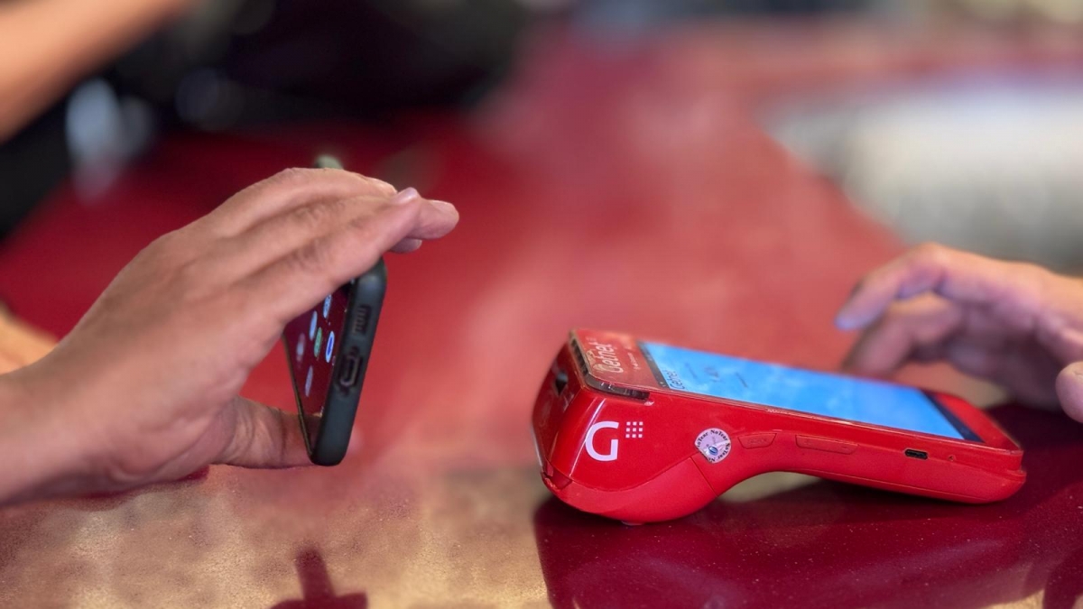 Alcoy prueba Al-coin, su moneda digital municipal que ya ha sido validada por 300 usuarios y 48 comercios  