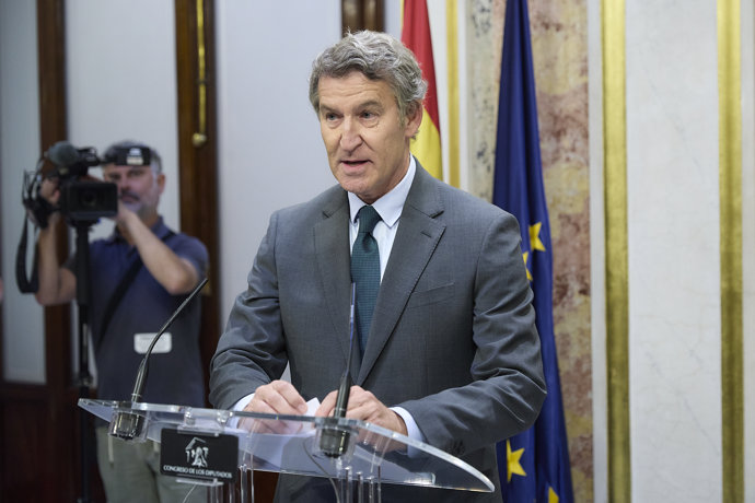 Feijóo anuncia que el PP citará a Sánchez en octubre en la comisión del 'caso Koldo' en el Senado