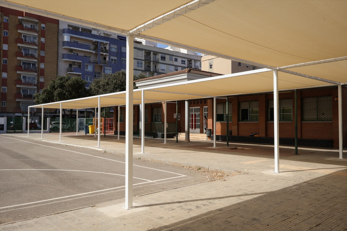 PowerCo implementa energía solar y amplía las zonas de sombra en dos centros educativos públicos de Sagunt