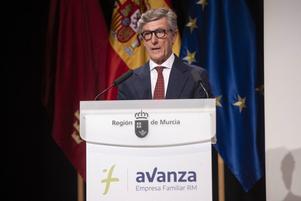 Las empresas familiares reivindican su legado y reclaman la rebaja del Impuesto de Plusvalía