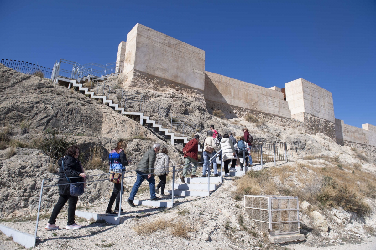 Castillo de Xixona. - Castillo de Xixona.
