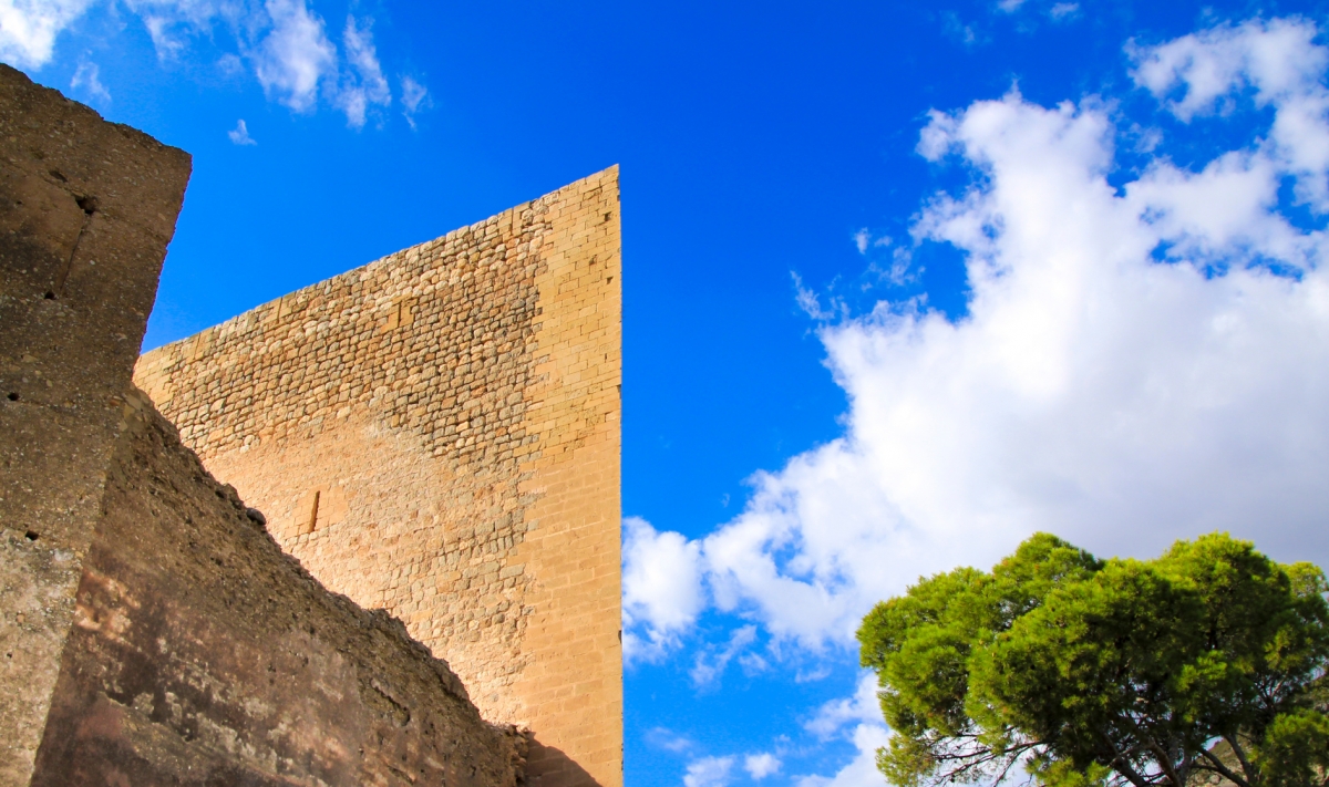 Castillo de la Mola, en Novelda. - Castillo de la Mola, en Novelda.