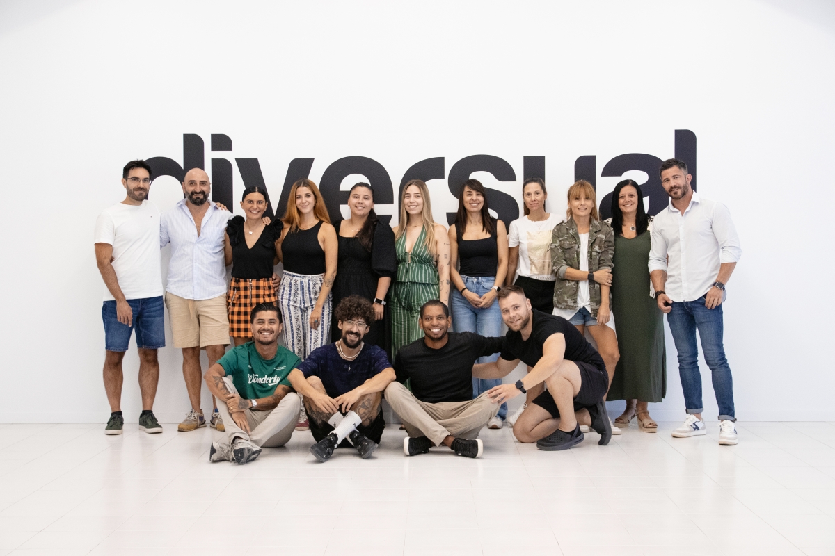 Equipo de Diversual. - Foto: PLAZA