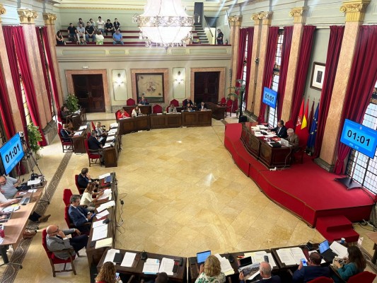 Murcia da el primer visto bueno a las ordenanzas fiscales: los murcianos se ahorrarán más de 6 millones en IBI y otros tributos