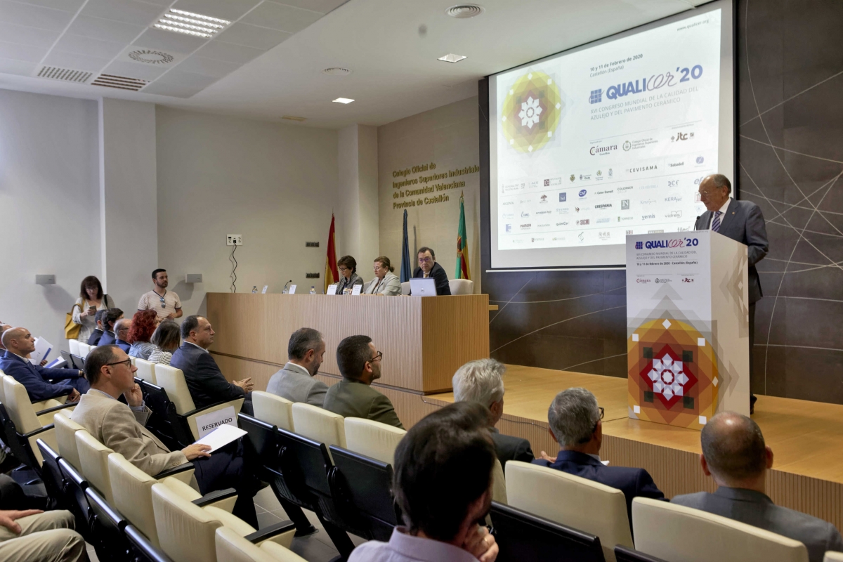 División en Qualicer: la Cámara rebate al Colegio de Ingenieros Industriales y asegura que el congreso del azulejo será en mayo