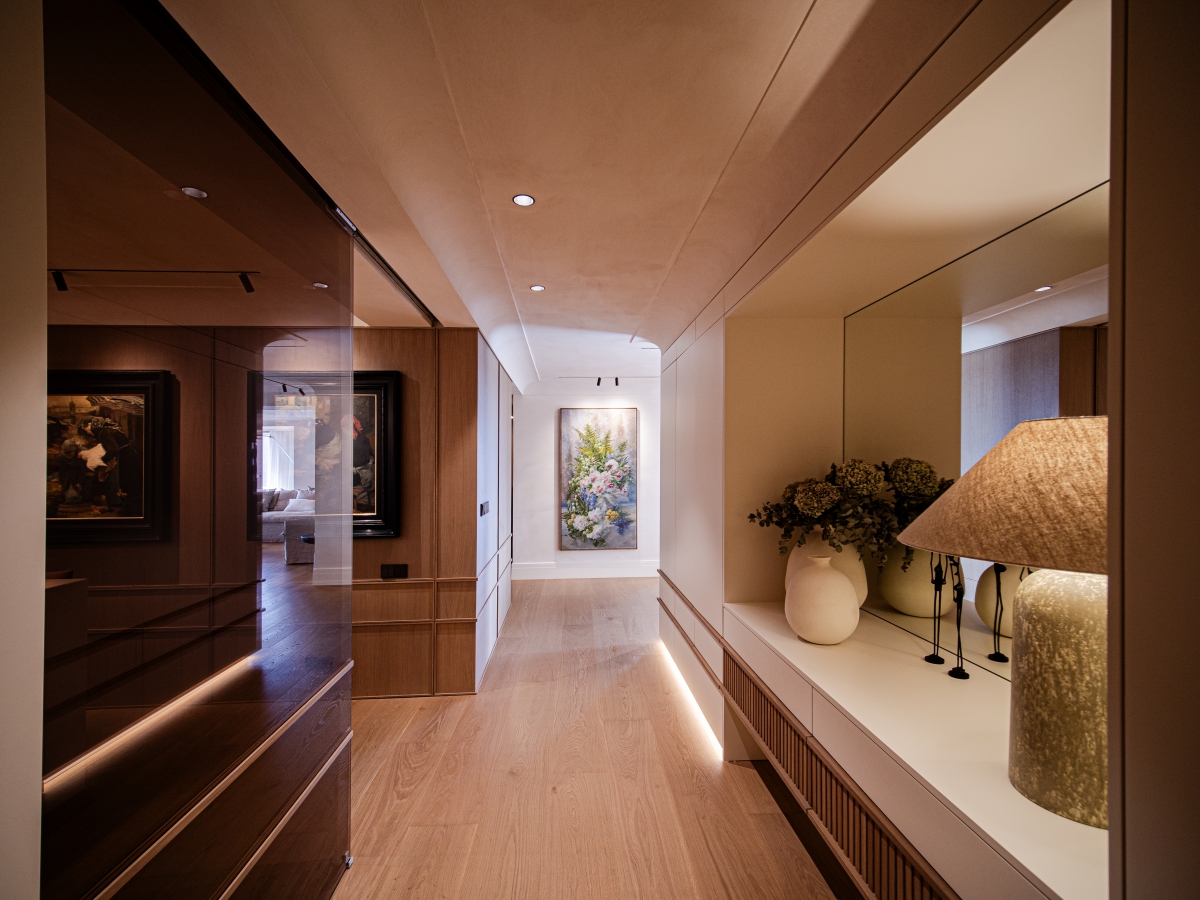 Una casa en el corazón de Murcia donde la cocina es un pequeño 'museo': lujo, nobleza y serenidad para vivir con arte