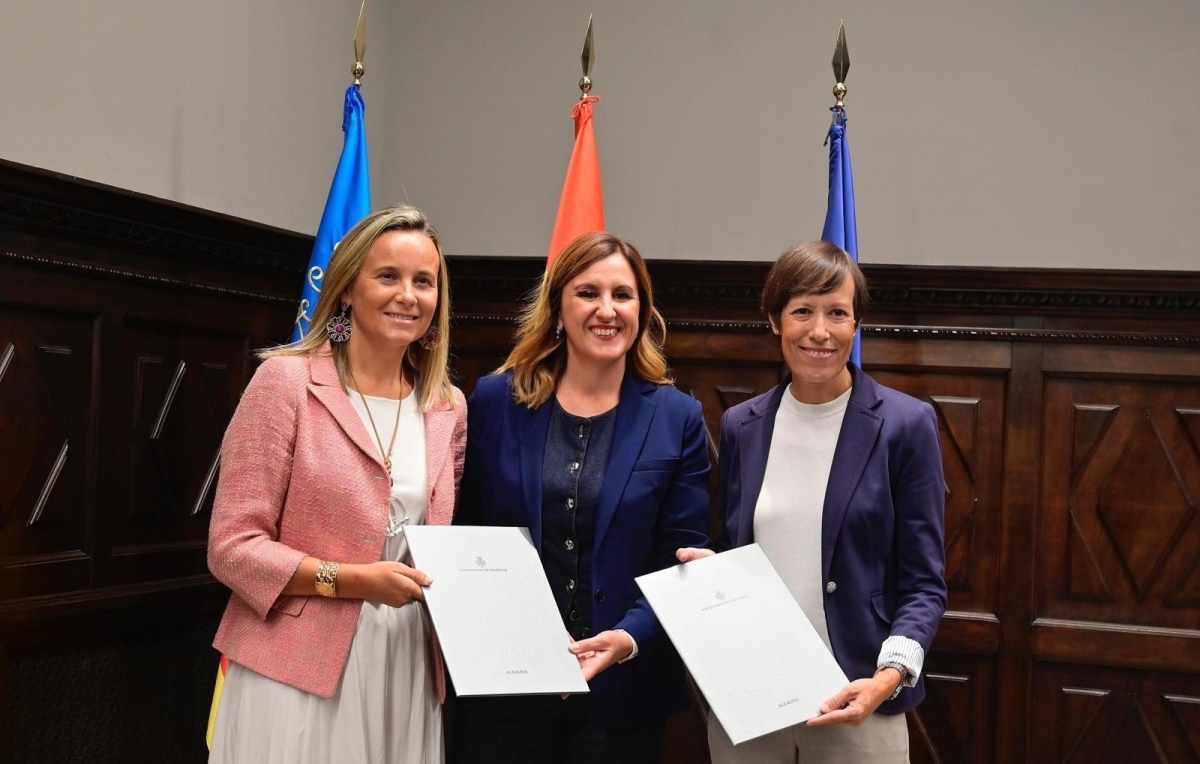 Cáritas recibe los 19.000 euros recogidos en Cuina Oberta Solidaria para la hostelería afectada por la Dana