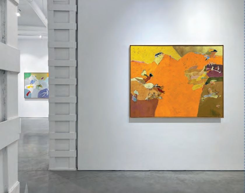 El pintor Vicente Ruiz cubre con los colores del desierto la galería murciana Arquitectura de Barrio