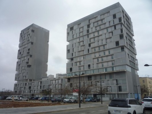 El Consell retoma la adjudicación pública del edificio de la Torre que destinó a afectados por la Dana