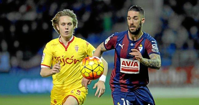 El Sporting se juega la vida ante un Eibar sosegado
