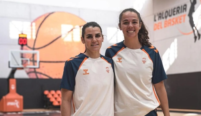 La pívot Elena Rodríguez firma contrato temporal con el Valencia y puede ir a la Supercopa