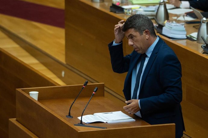 El Consell destaca la inversión de más de 33 millones en becas universitarias de las que se benefician 84.000 estudiantes