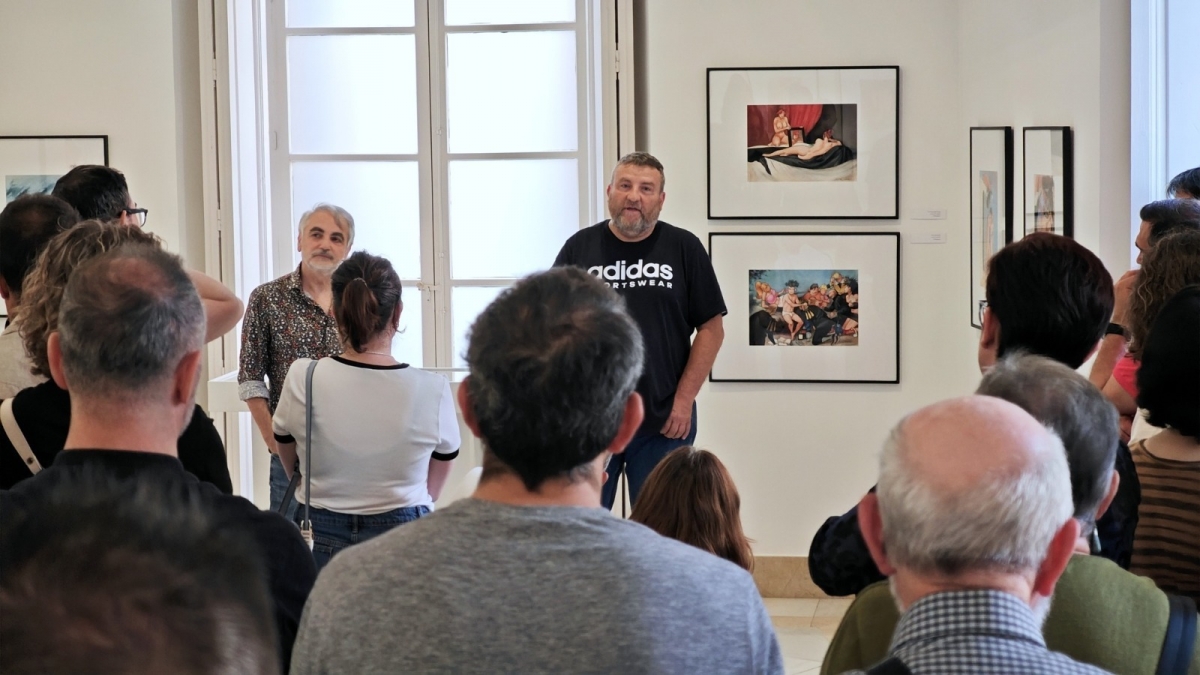 Juan Álvarez y Jorge G. dibujarán en directo este viernes en el Gaya de Murcia y sortearán la obra que creen en la sala