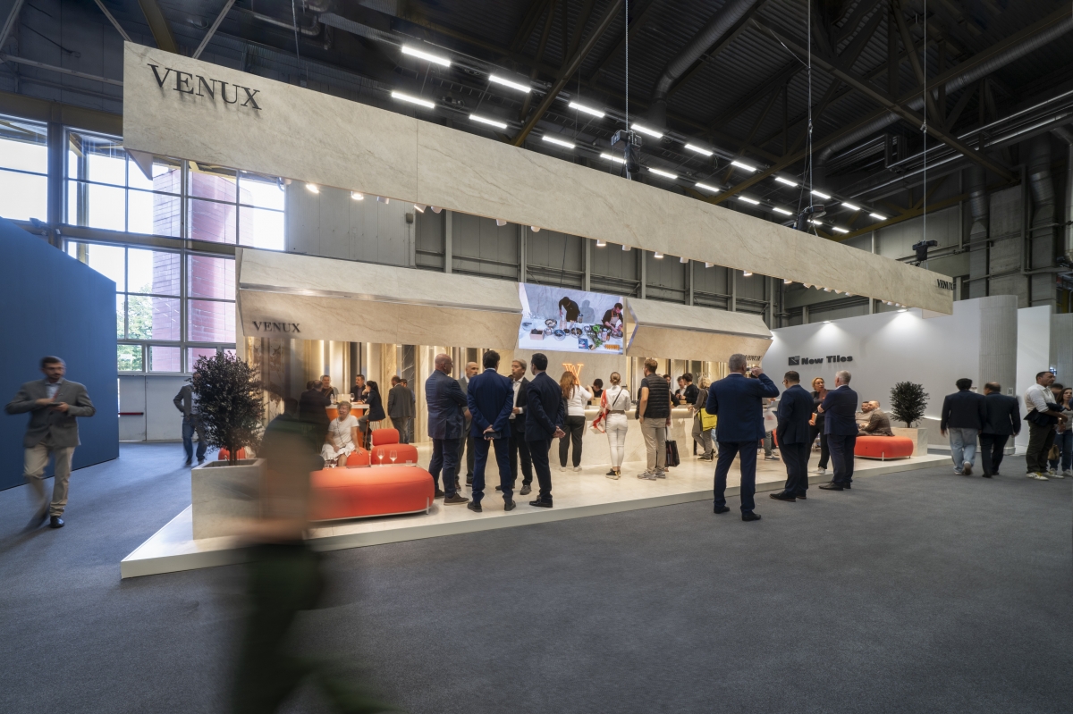 Venux, un punto de encuentro de referencia en Cersaie