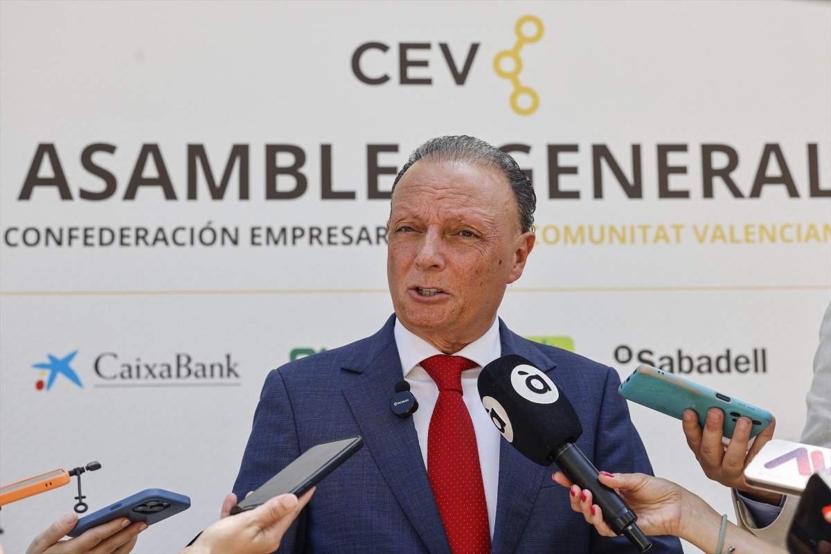 Salvador Navarro dejará la vicepresidencia de la CEOE
