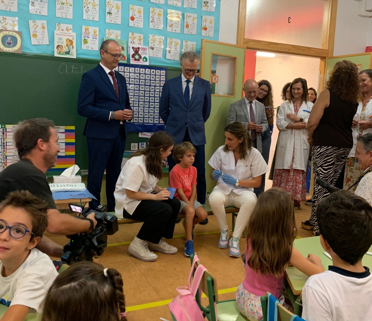 Cerca de 120.000 escolares inician el lunes la vacunación frente a la gripe en sus propios colegios