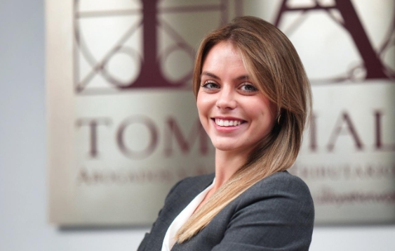 Tomarial potencia su área fiscal con el fichaje de Marta Lorente