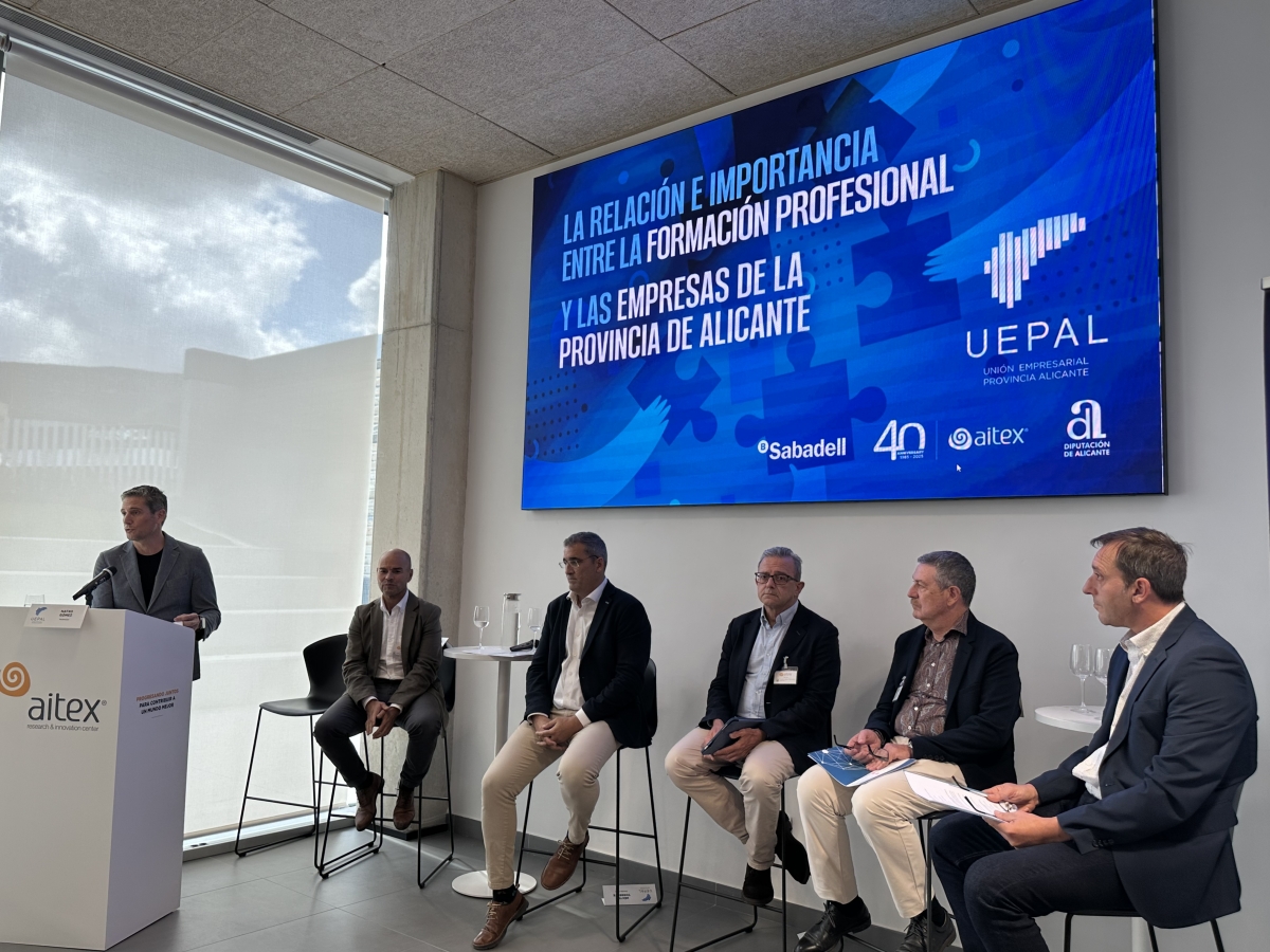 El foro sobre FP impulsado por Uepal. - Foto: PLAZA El foro sobre FP impulsado por Uepal.