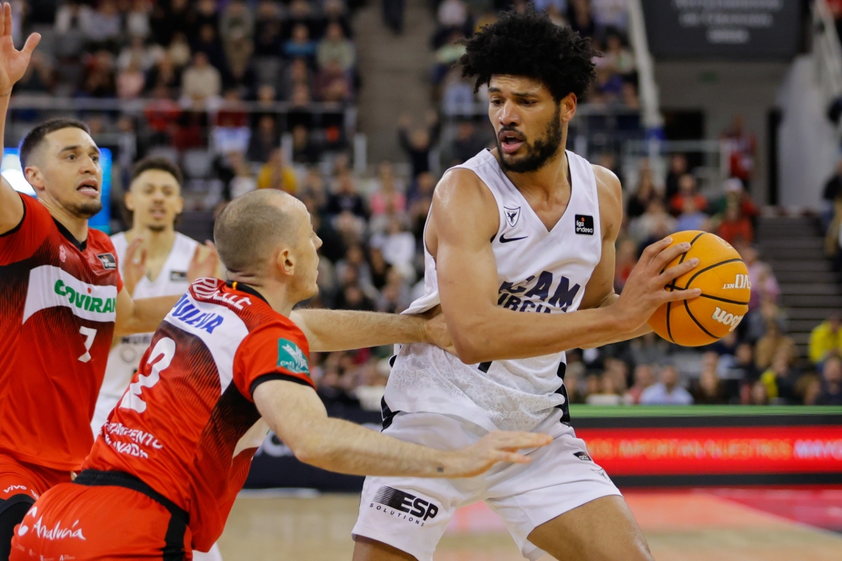 Kaiser Gates será operado y causará baja al menos seis meses con el UCAM CB