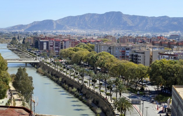 La Región de Murcia ralentiza su crecimiento por debajo de la media nacional y sube un 2,5% el PIB