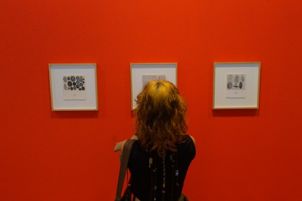 El 'opening' de galerías de arte de València corona a José Antonio Suárez Londoño y Laura Palau