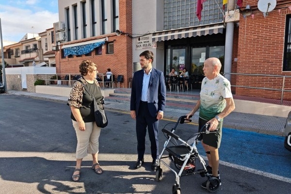 El Ayuntamiento de Cartagena renueva el Parque Diego Calvo y  el barrio de San Félix con un coste de más de 50.000 euros