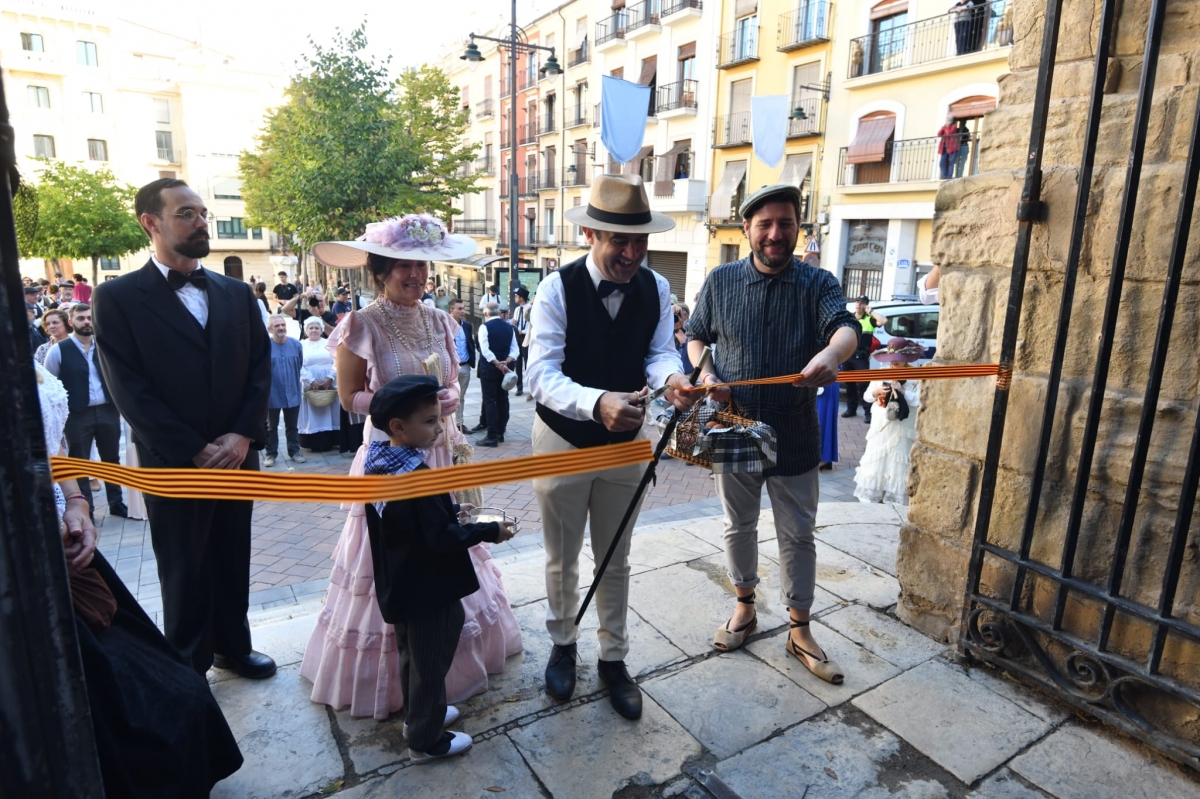 Inauguración de la Feria en el parque de La Glorieta. - Foto: RAFA MOLINA Inauguración de la Feria en el parque de La Glorieta.