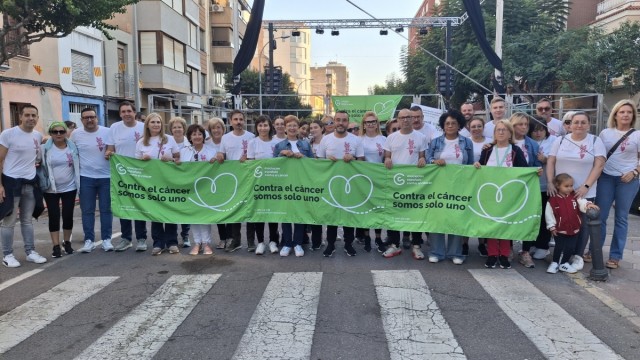 Vila-real se une contra el cáncer con una marcha solidaria de más de 500 personas