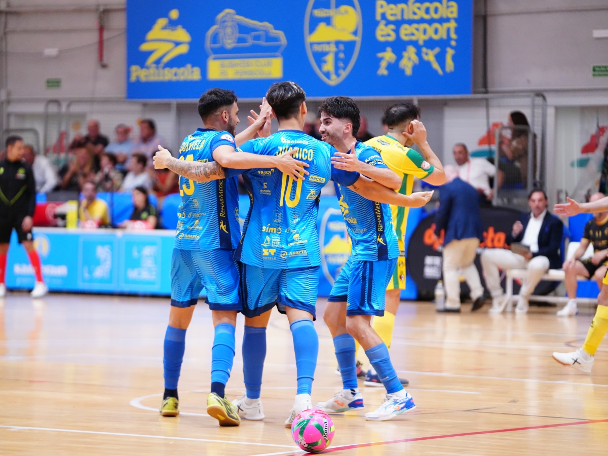 El Servigroup Peñíscola supera al Jaén Paraíso Interior y logra su primera victoria de la temporada