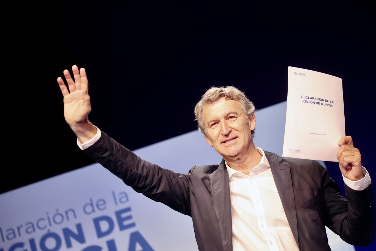 Feijóo acuerda en Murcia con los presidentes autonómicos del PP un pacto nacional del agua dotado con 40.000 millones